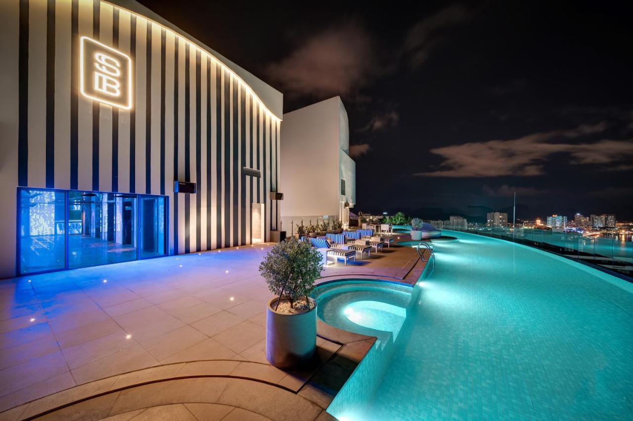 Az Five Stars Ocean View Apartment Nha Trang Exteriör bild